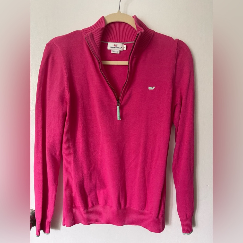 Vineyard Vines quarter zip hoodie